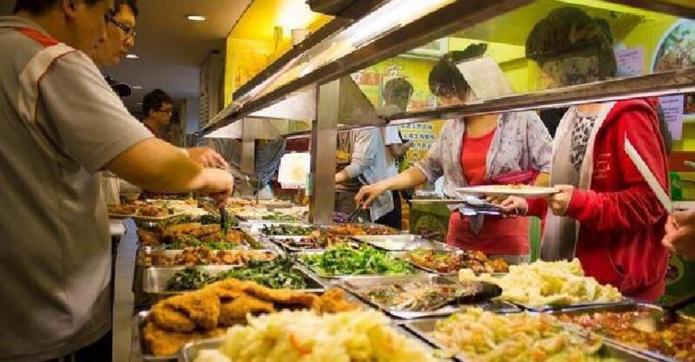不管吃什麼自助餐，這2種食物都不要碰，員工：我們自己都不願吃